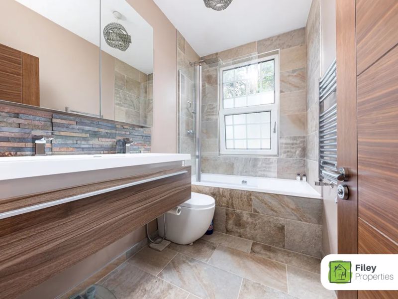 Photo 10- click for photo gallery